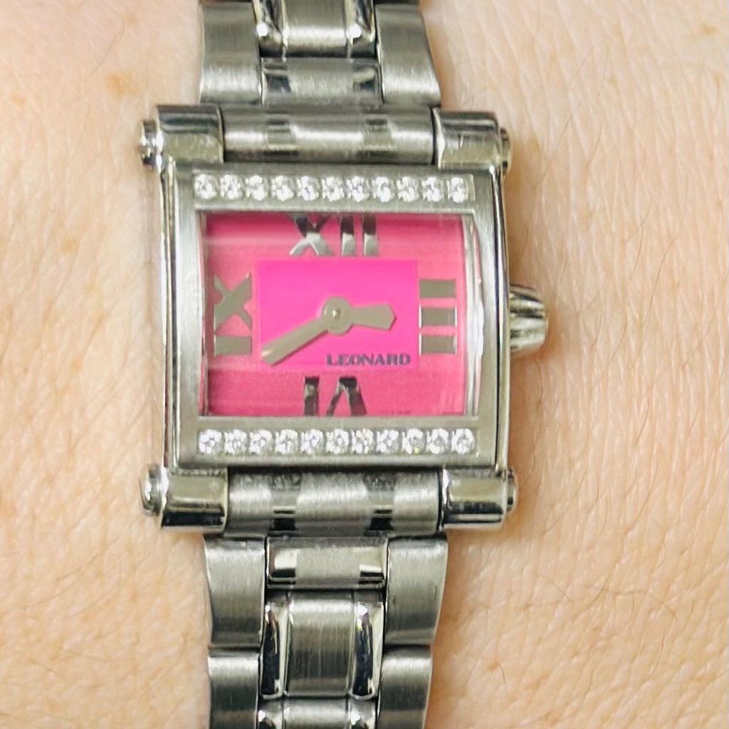 Leonard Ladies Pink Face With Diamonds